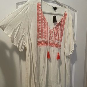 NWT torrid flutter sleeve white/coral top!